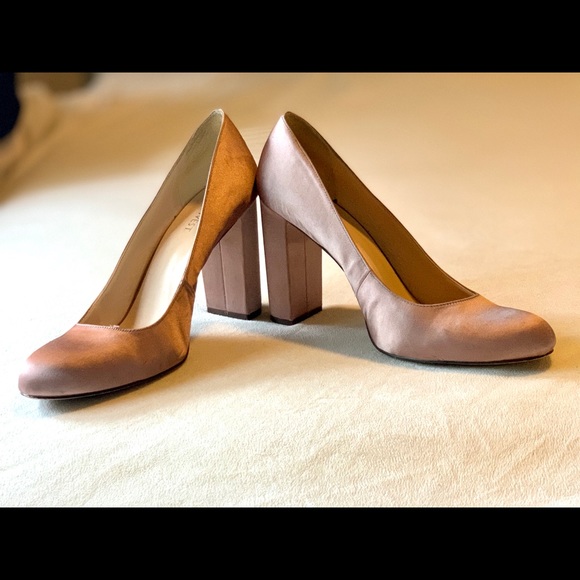 Nine West Blush Satin Pumps - US 9.5 - Picture 7 of 8